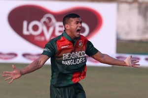 তাসকিনের জোড়া শিকার, চাপে প্রোটিয়ারা