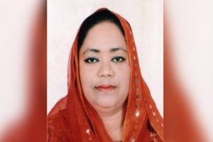 নারায়ণগঞ্জে নারী ইউপি সদস্যকে গুলি