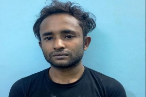 ফতুল্লায় ডাকাতির প্রস্তুতিকালে রাকিব গ্রেফতার